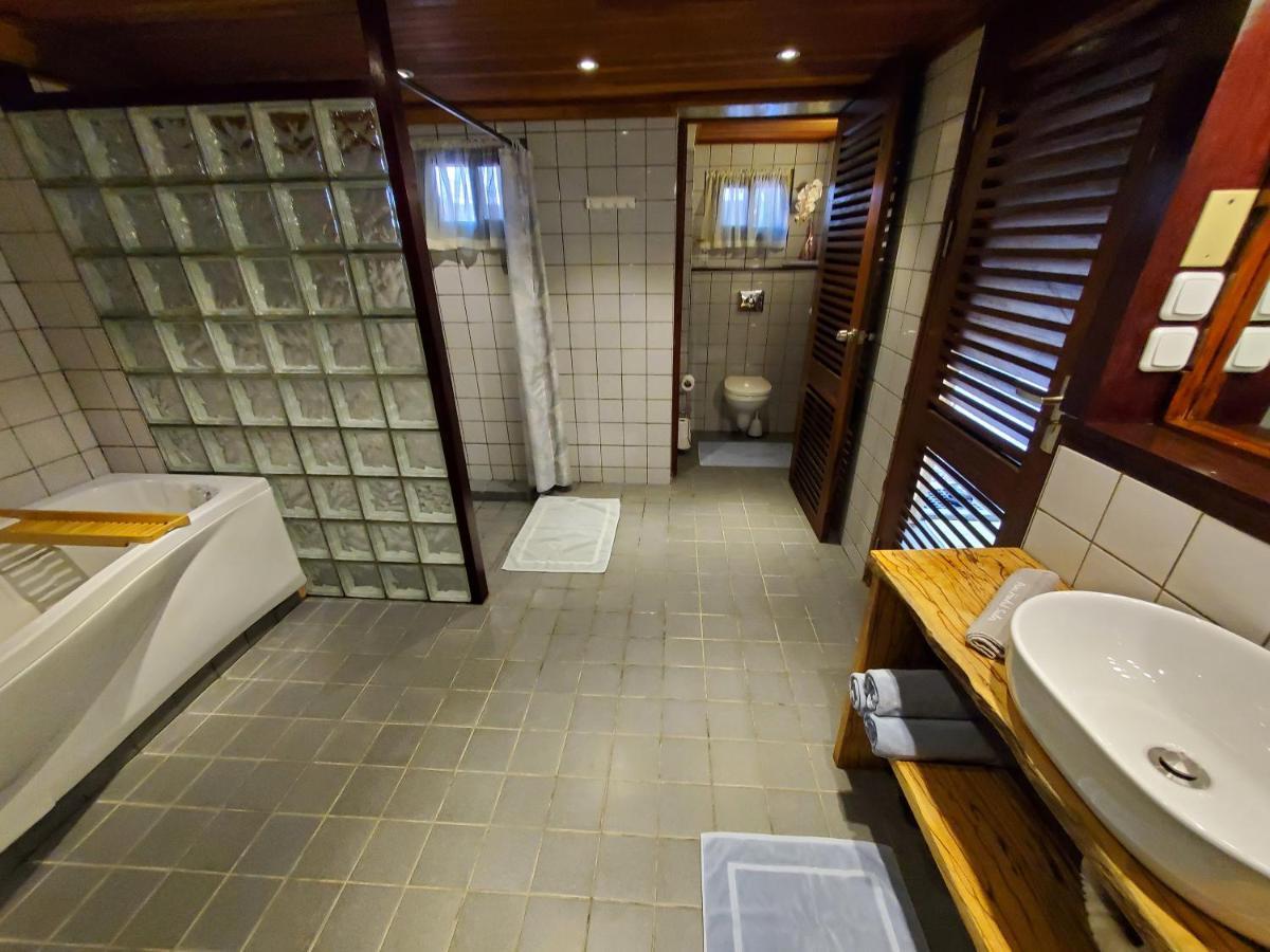 Prins Hendrik Suites Paramaribo Exterior foto