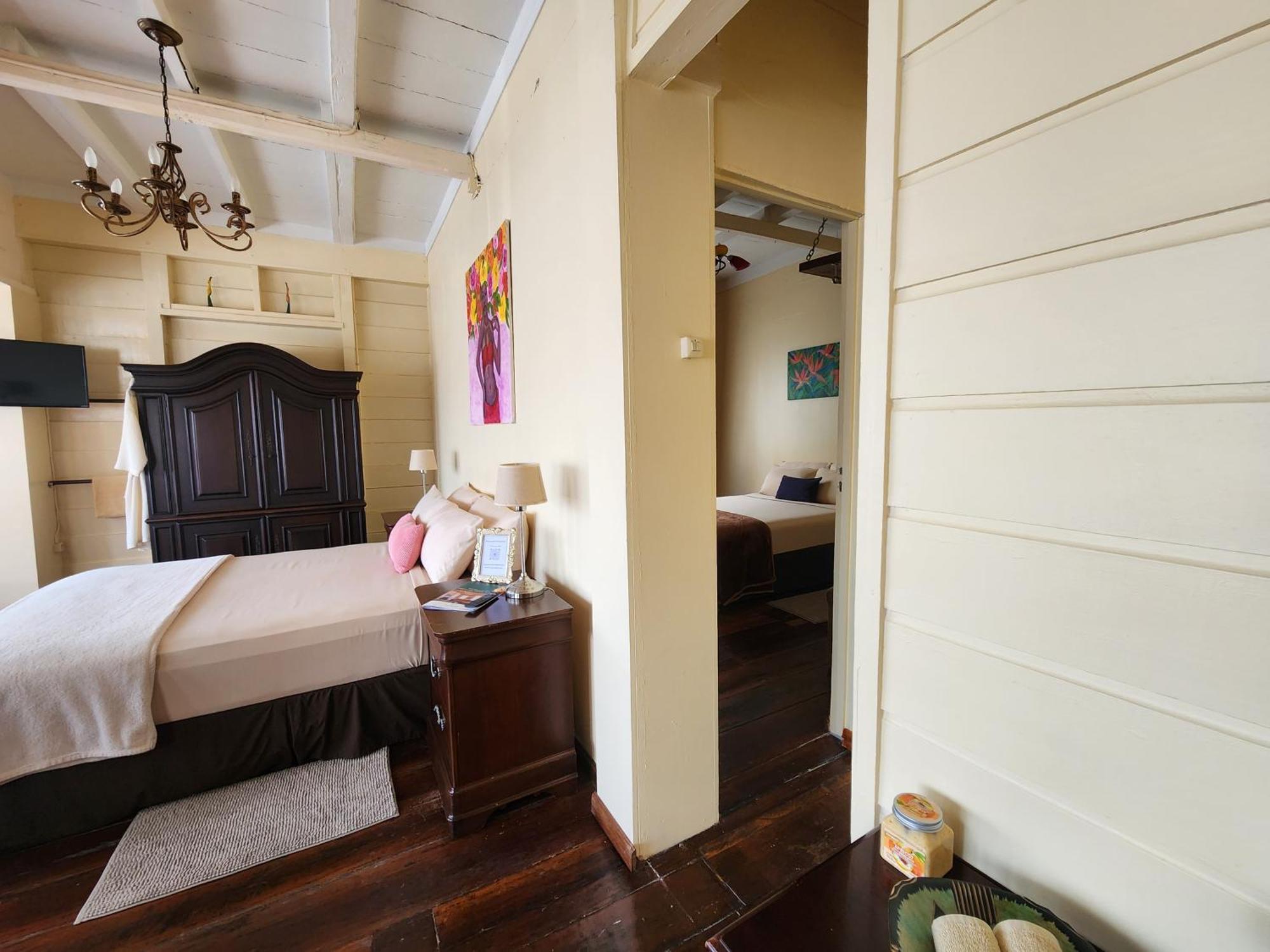Prins Hendrik Suites Paramaribo Exterior foto